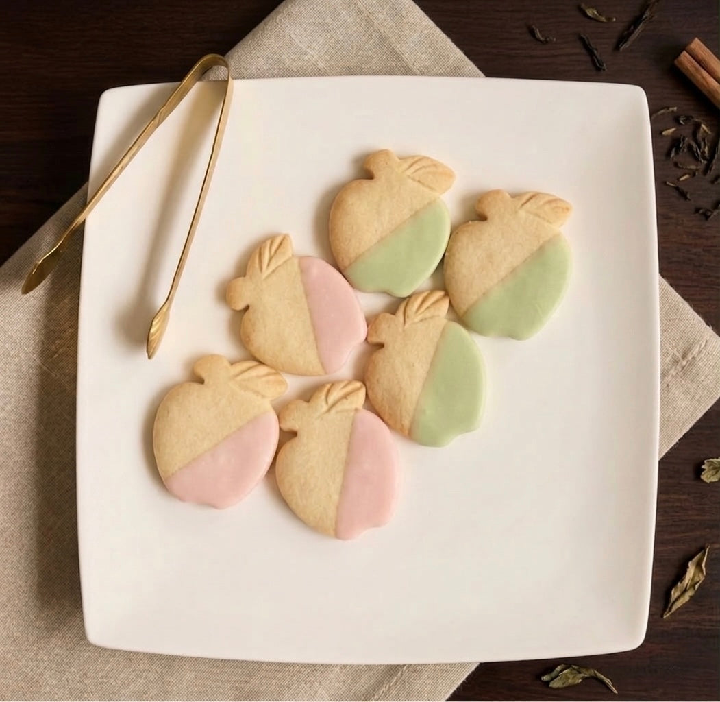 A la Carte Shortbread Apples (Favour Size) by the Dozen